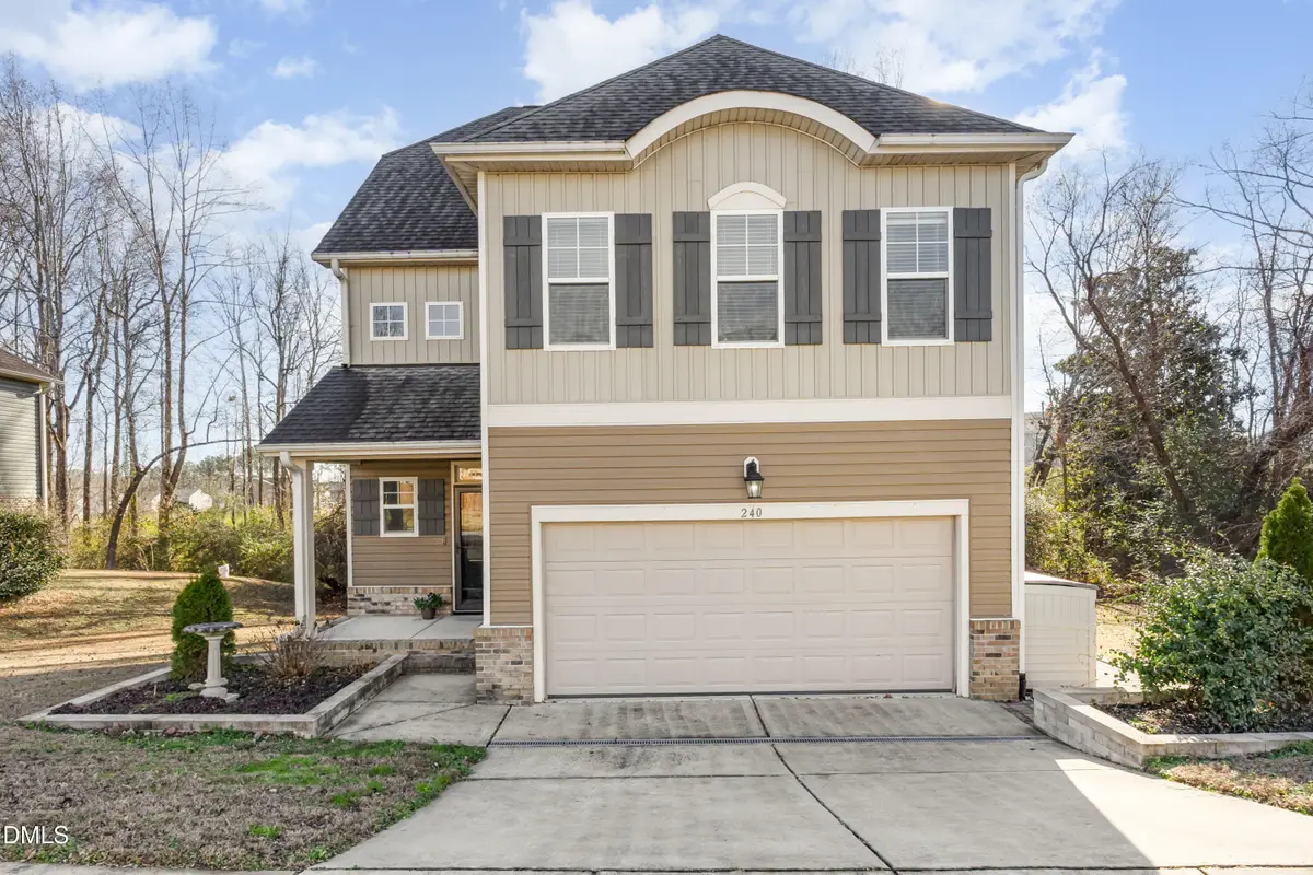 240 E Quailwood Drive, Fuquay Varina, NC 27526 - Image #1