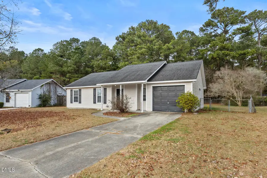 121 Hunting Green Drive, Jacksonville, NC 28546 - Image #3