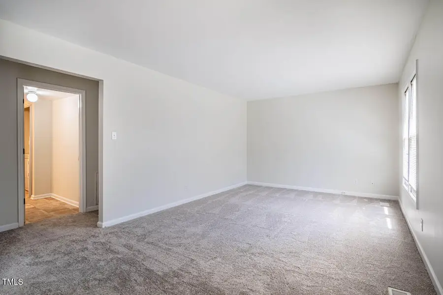 121 Westview Drive #43, Carrboro, NC 27510 - Image #3