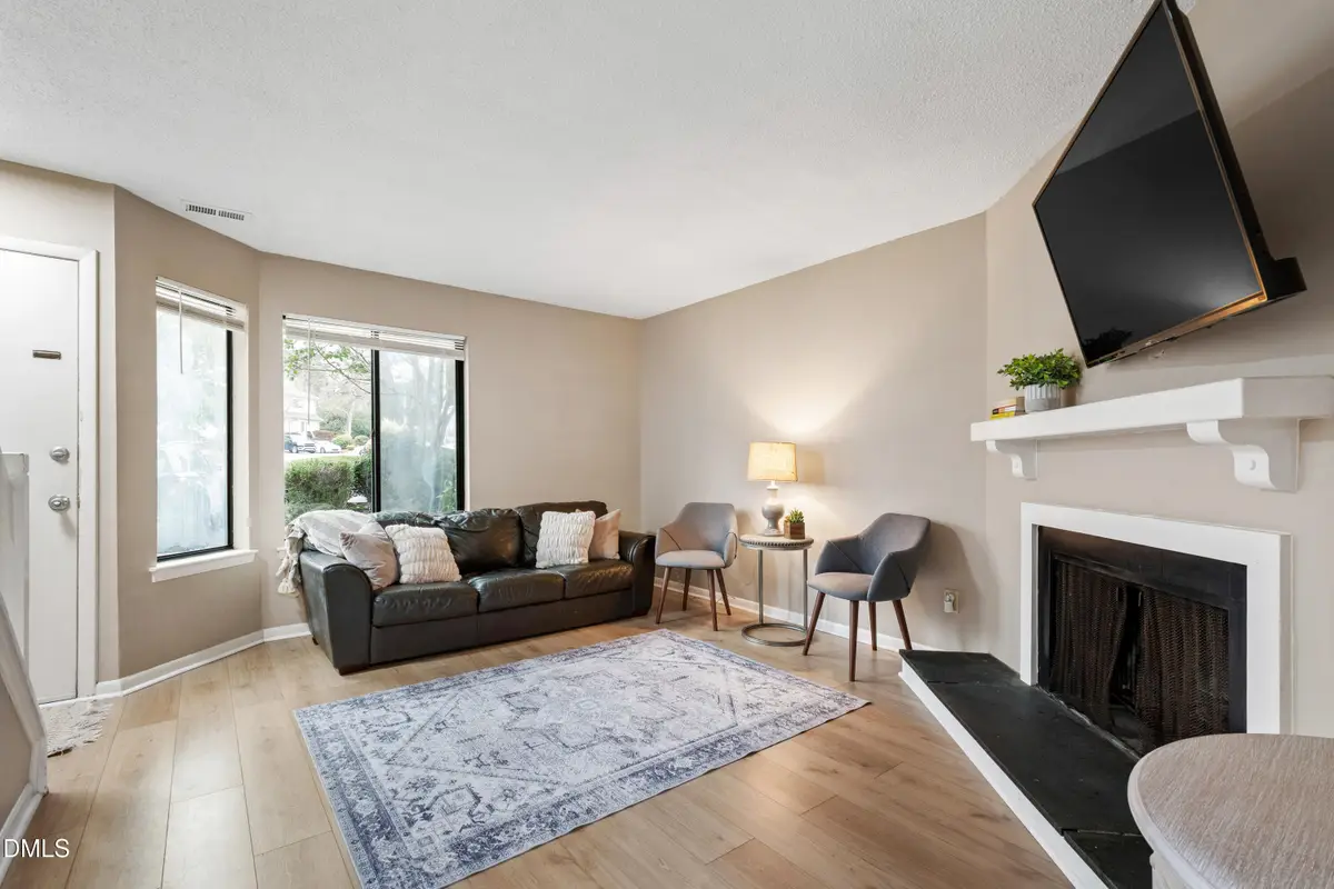 5810 Shady Grove Circle, Raleigh, NC 27609 - Image #1