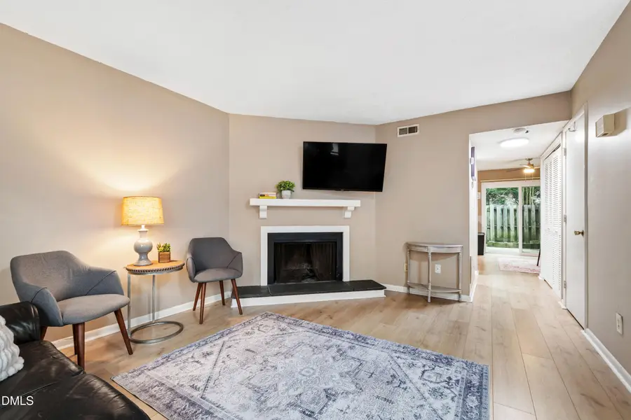 5810 Shady Grove Circle, Raleigh, NC 27609 - Image #2