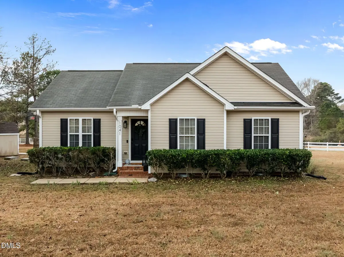 1041 Parkers Ridge Drive, Fuquay Varina, NC 27526 - Image #1