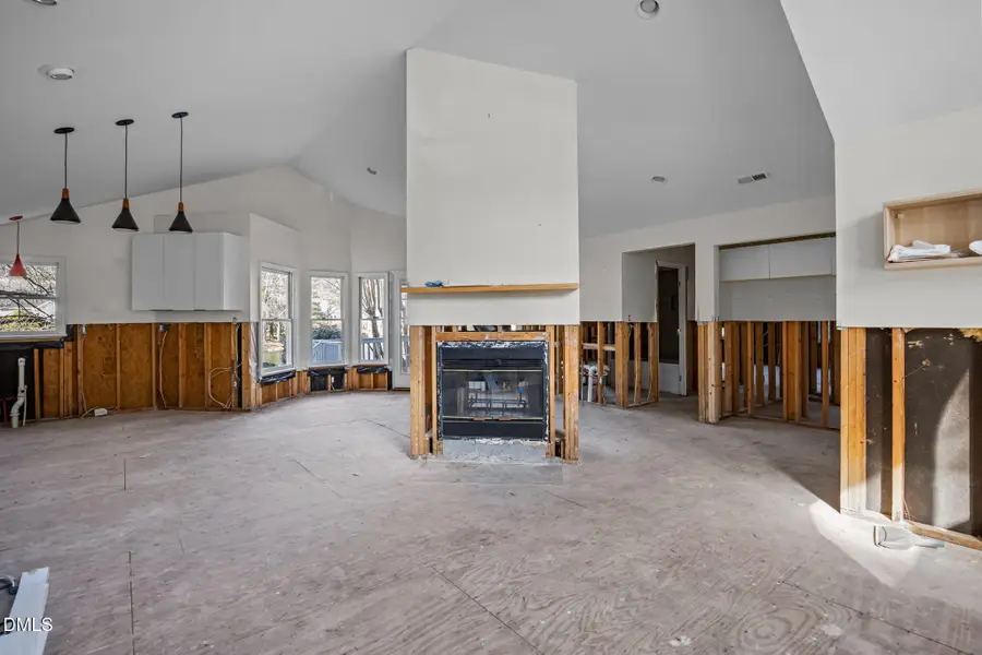 105 Riverbirch Point, Carrboro, NC 27510 - Image #2