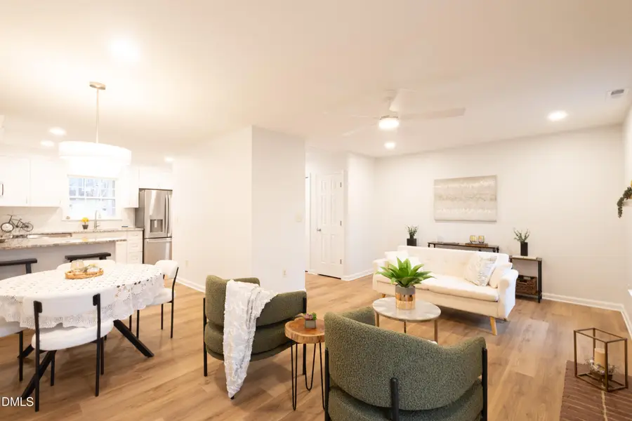 136 Lake Hollow Circle, Cary, NC 27513 - Image #3