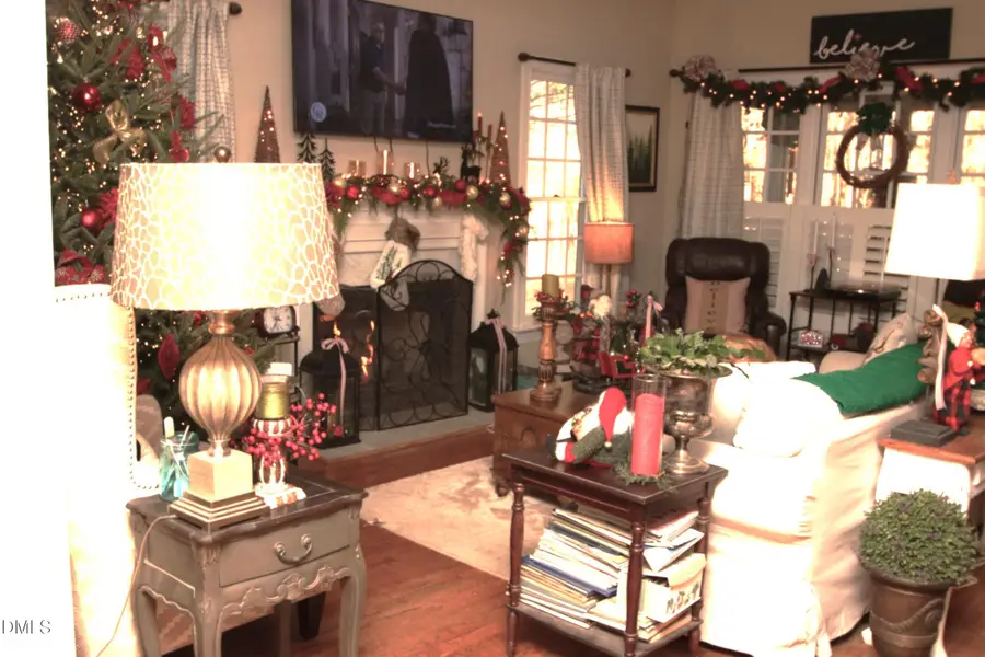 1219 Cranebridge Place, Chapel Hill, NC 27517 - Image #3