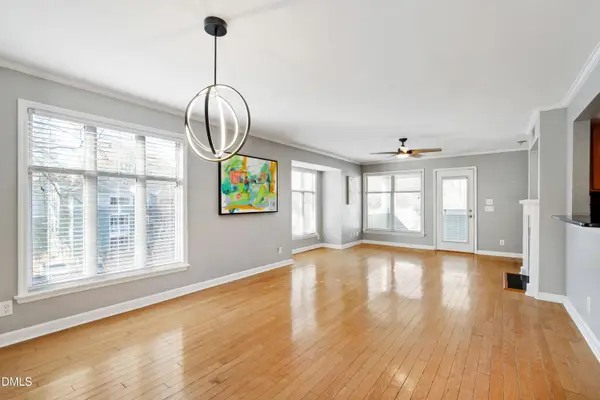 1210 Westview Lane #301, Raleigh, NC 27605