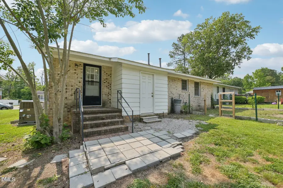 555 Dacian Road, Raleigh, NC 27610 - Image #2