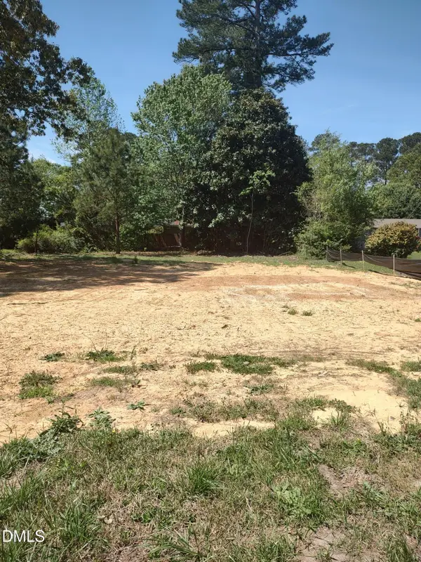 509 W Main, Micro, NC 27555