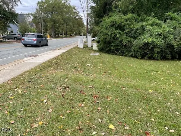 206 Hillsborough Road, Carrboro, NC 27510