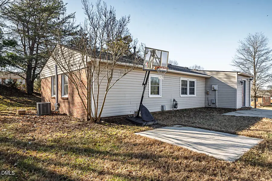 713 Sharpe Road, Burlington, NC 27217 - Image #3