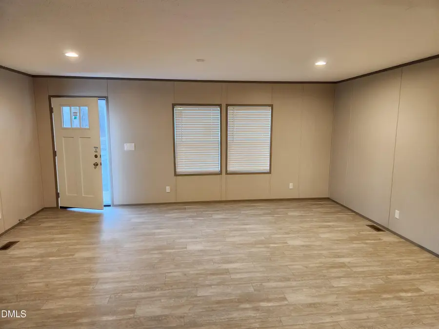 392 Monroe Lane, Erwin, NC 28339 - Image #3