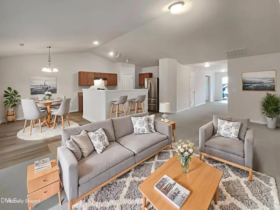 4404 Captain Falls Drive, Raleigh, NC 27610 - Image #2