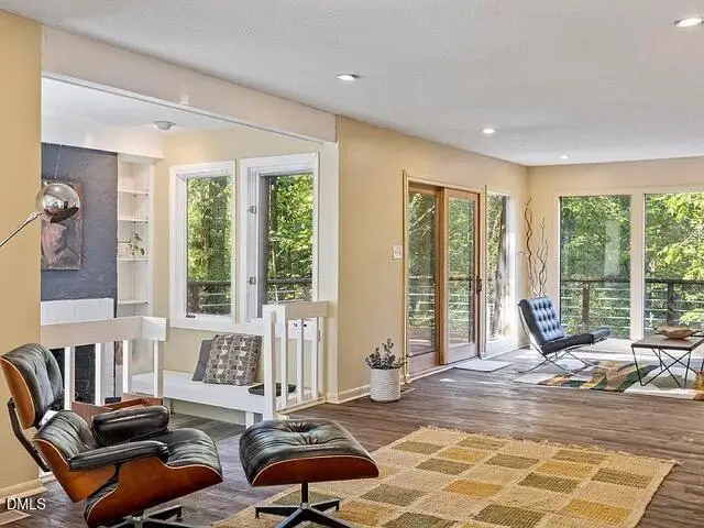 1108 Hemingway Drive, Raleigh, NC 27609 - Image #1