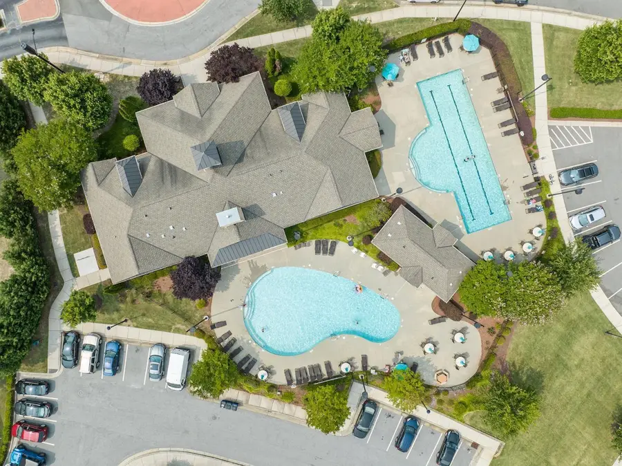 10122 Glen Autumn Road, Raleigh, NC 27617 - Image #3