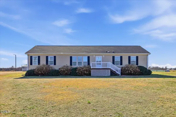 461 Ralph Dail Road, Mount Olive, NC 28365