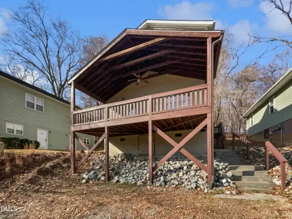 240 Jay Street, Chapel Hill, NC 27516