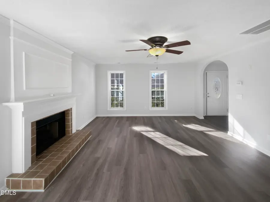 305 Montvale Court, Apex, NC 27502 - Image #3