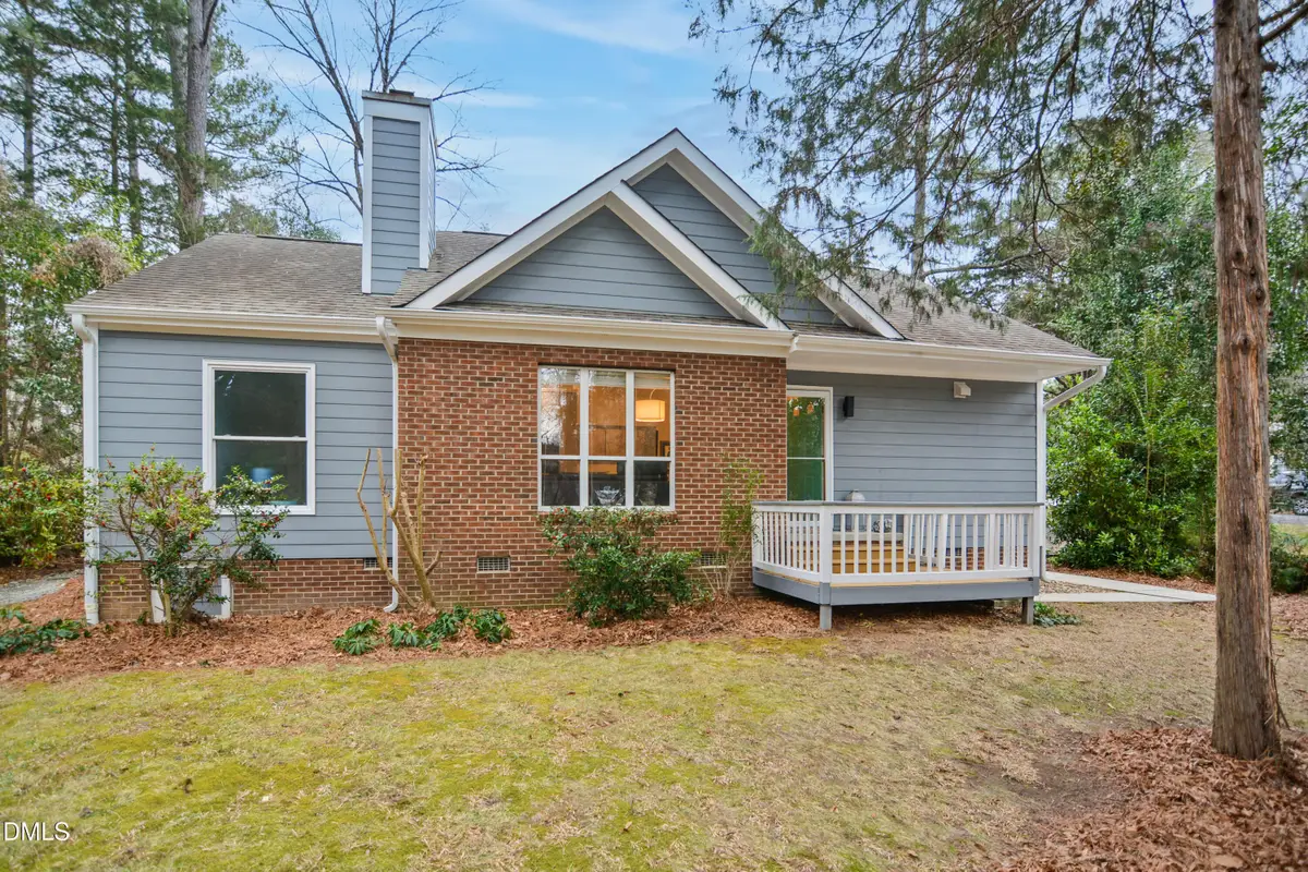 300 W Poplar Avenue, Carrboro, NC 27510 - Image #1