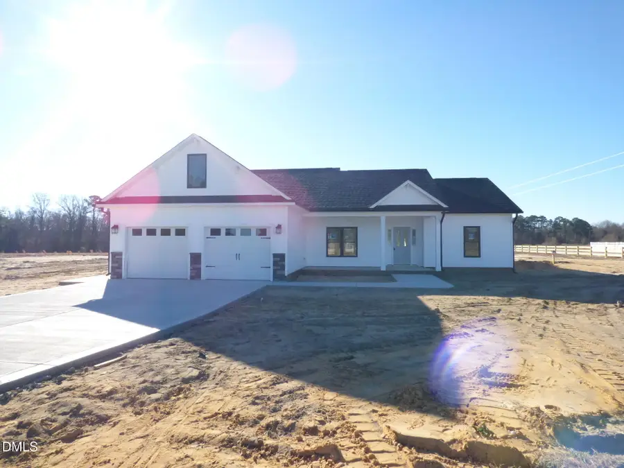 628 Tart Town Road, Dunn, NC 28334 - Image #2