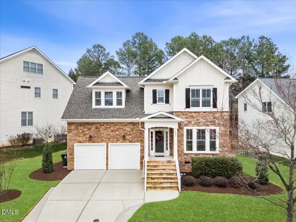 421 Edgepine Drive, Holly Springs, NC 27540
