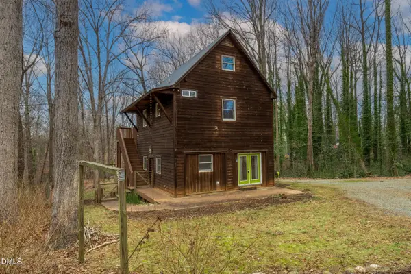 702 N Ivey Avenue, Siler City, NC 27344