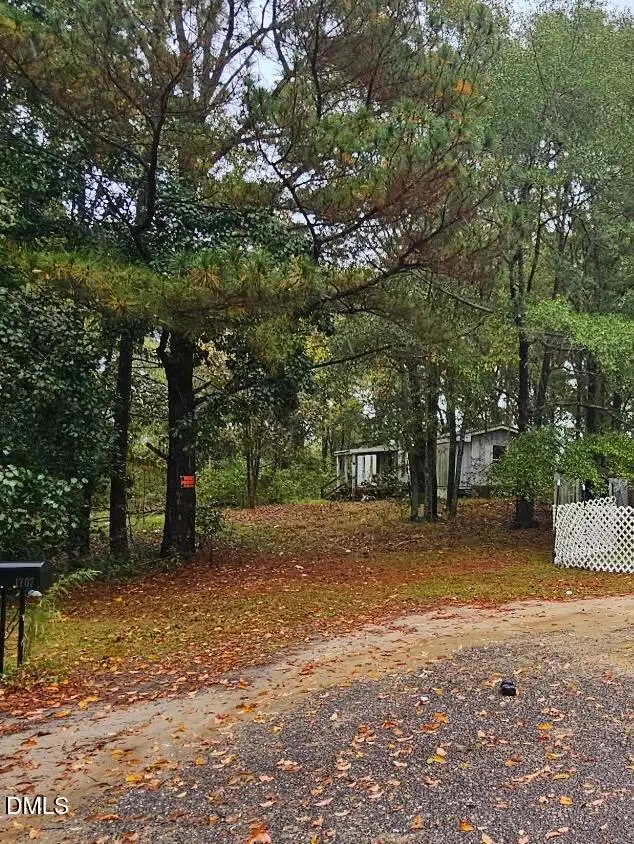 1712 Cleghorn Circle, Hope Mills, NC 28348 - Image #1