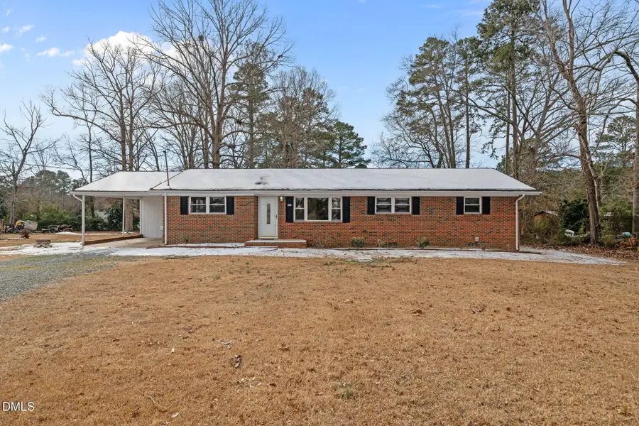 527 Glenwood Drive, Sanford, NC 27330 - Image #3