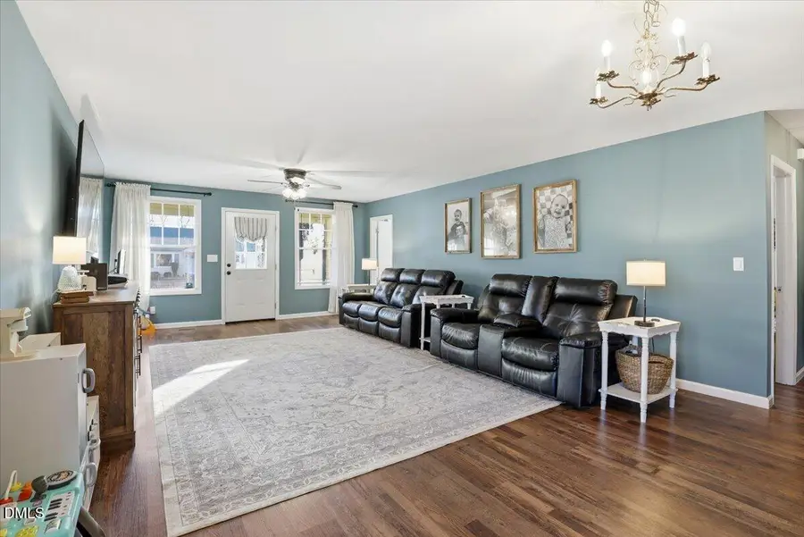 205 W South Street, Fremont, NC 27830 - #3