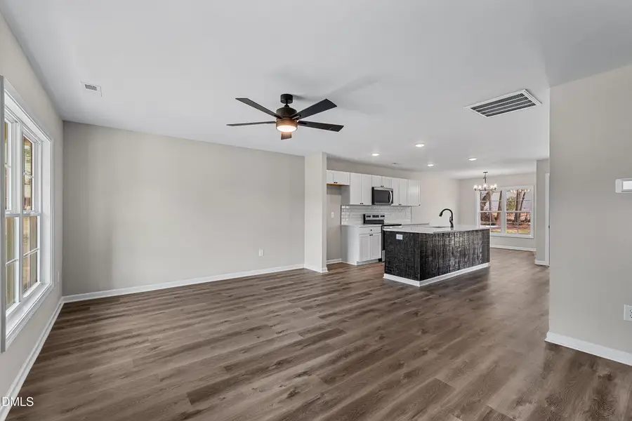 325 S Baker Street, Four Oaks, NC 27524 - Image #3