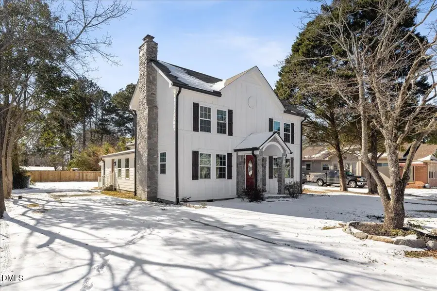 305 W Canary Street, Dunn, NC 28334 - Image #2