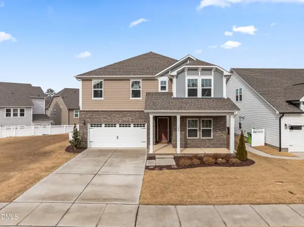 120 Sweet Vine Way, Holly Springs, NC 27540