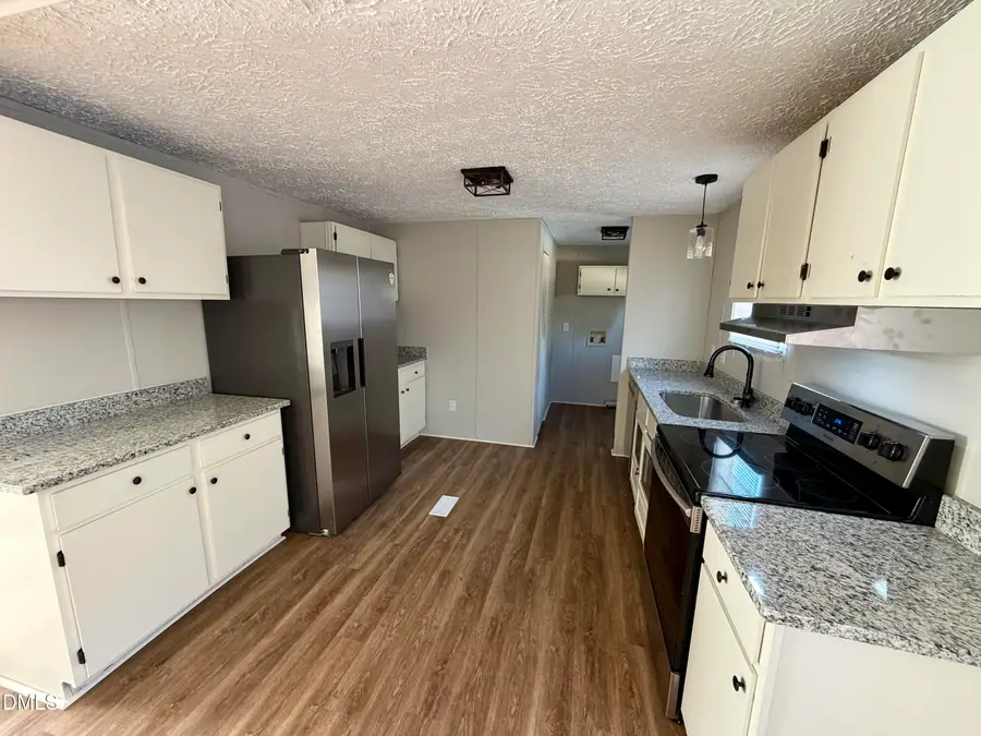 2000 Woods Crossroads Road, Benson, NC 27504 - Image #3