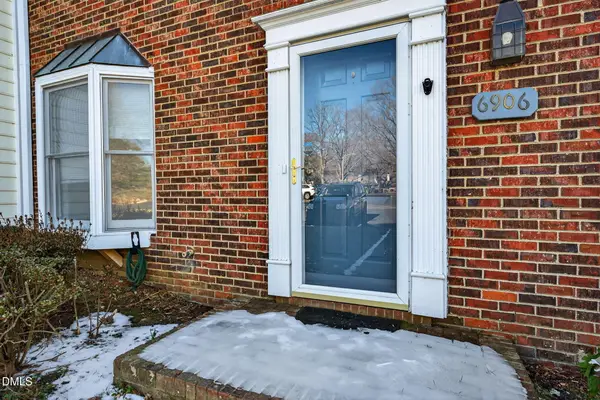 6906 Saxby Court, Raleigh, NC 27613