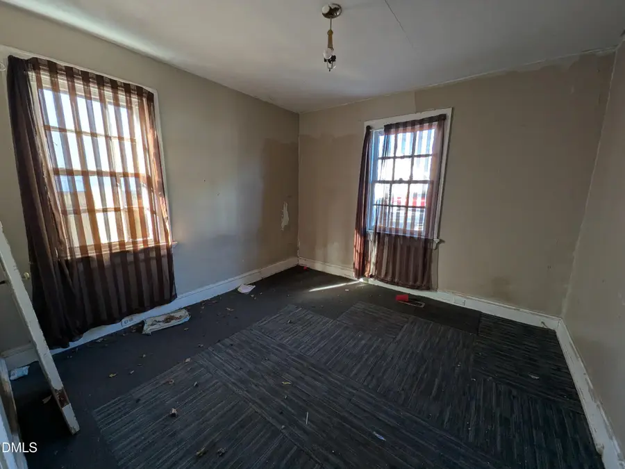 809 Briggs Street S, Wilson, NC 27893 - Image #3