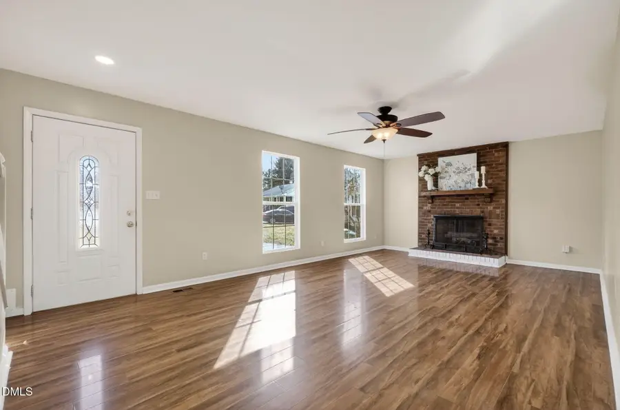 637 Yates Place, Zebulon, NC 27597 - Image #2