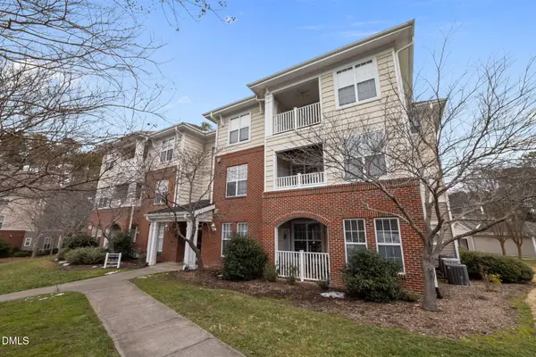 1014 Arborgate Circle, Chapel Hill, NC 27514