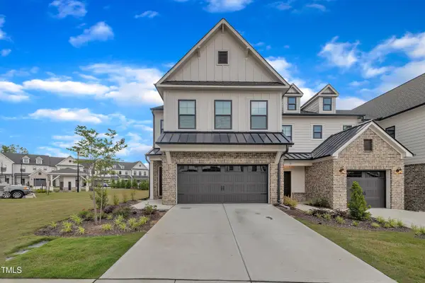 81 Paperwhite Place #213, Clayton, NC 27527