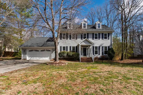 502 Heathridge Lane, Cary, NC 27513