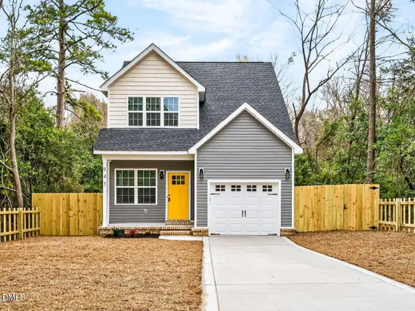 945 W Lowe Avenue, Southern Pines, NC 28387