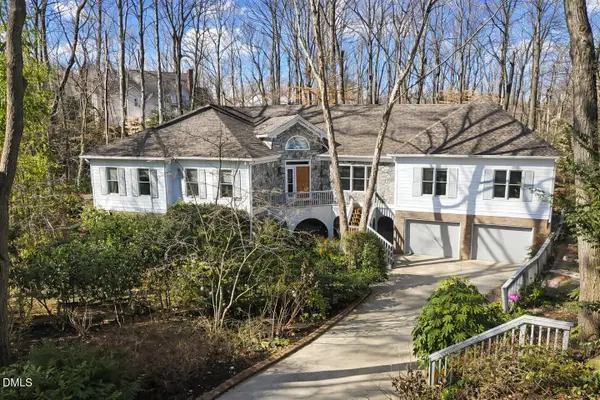 1004 Surry Dale Court, Apex, NC 27502