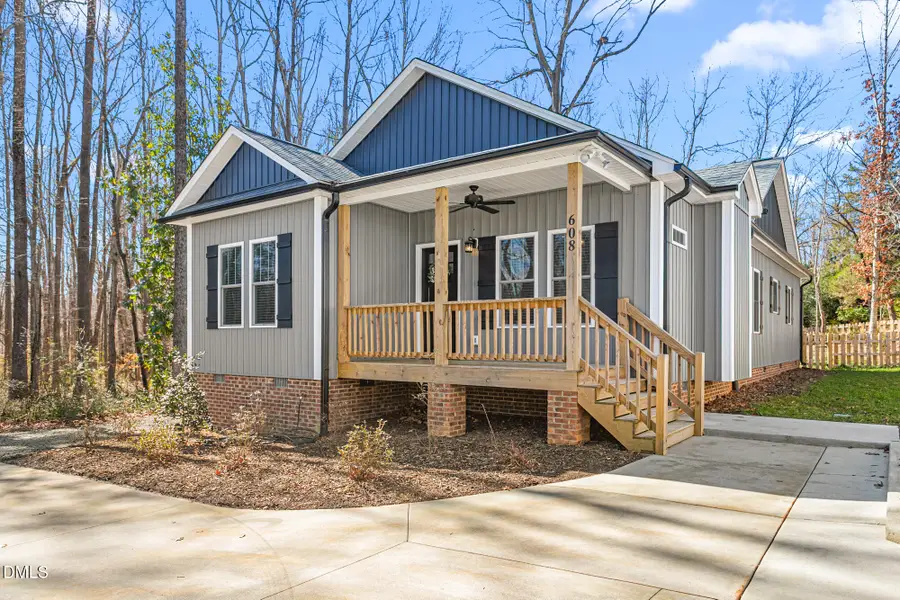 608 E Oakwood Street, Mebane, NC 27302 - #3