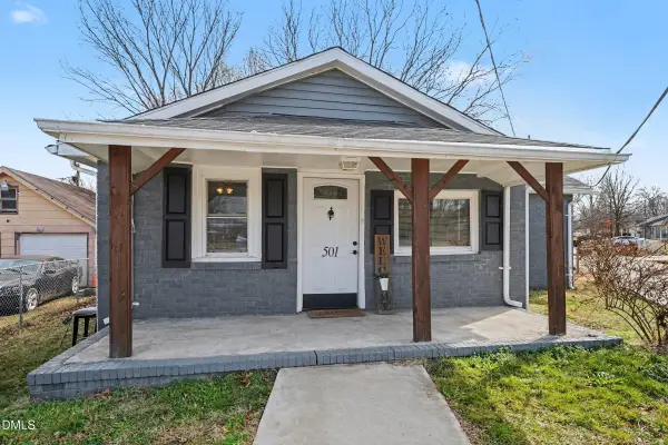 501 Apple Street, Burlington, NC 27217