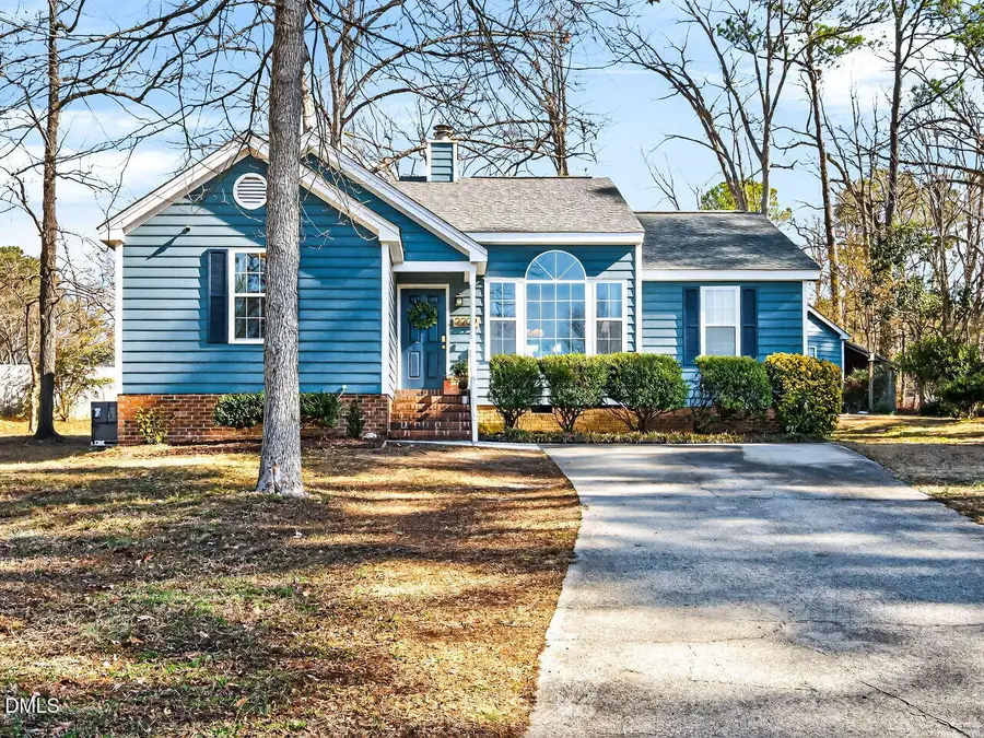 2209 Crampton Place, Raleigh, NC 27604 - #2