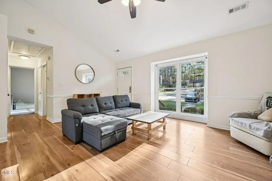 200 W Woodcroft #53b, Durham, NC 27713 - #3