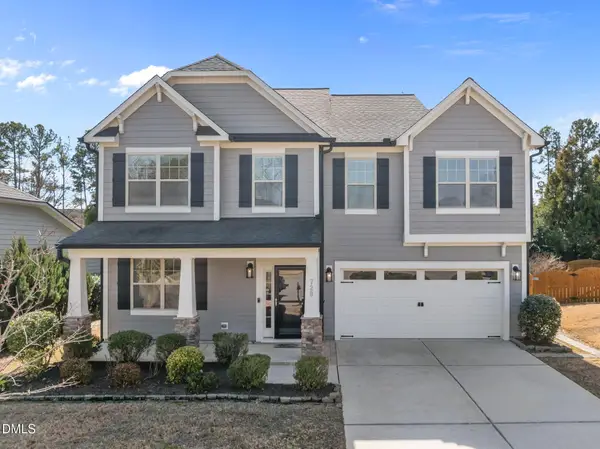 729 Lake Artesia Lane, Fuquay Varina, NC 27526