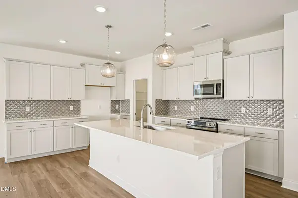 1069 Channel Drop Loop, Zebulon, NC 27597