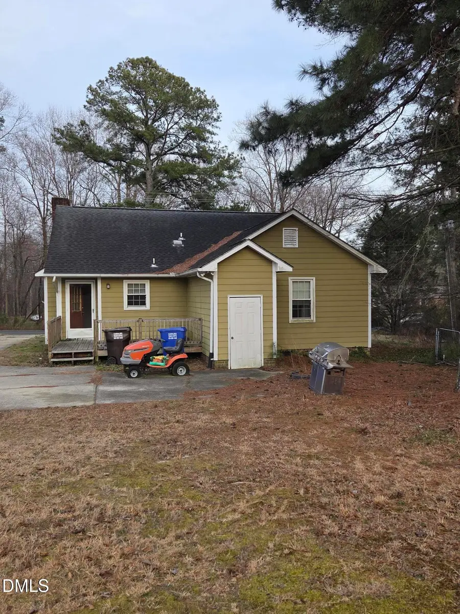 727 N Orange Street, Coats, NC 27521 - #2