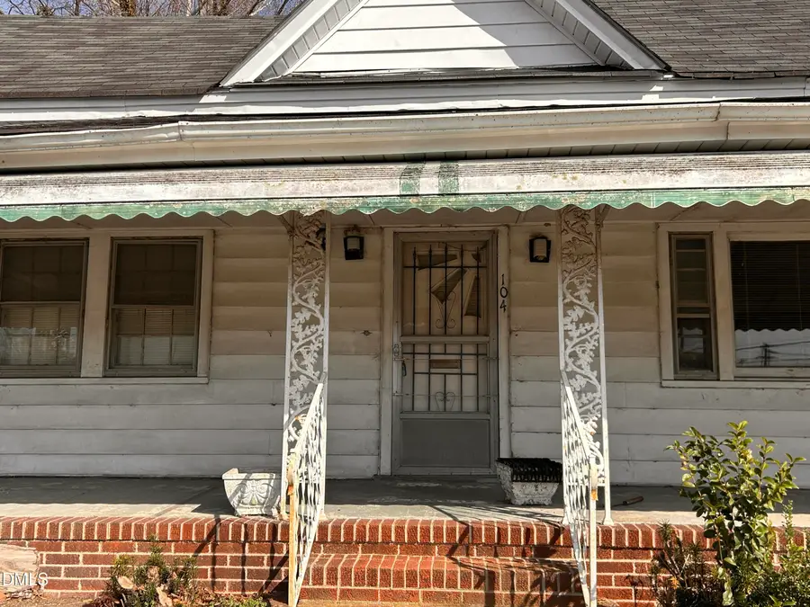 104 Ash Street E, Wilson, NC 27893 - #3