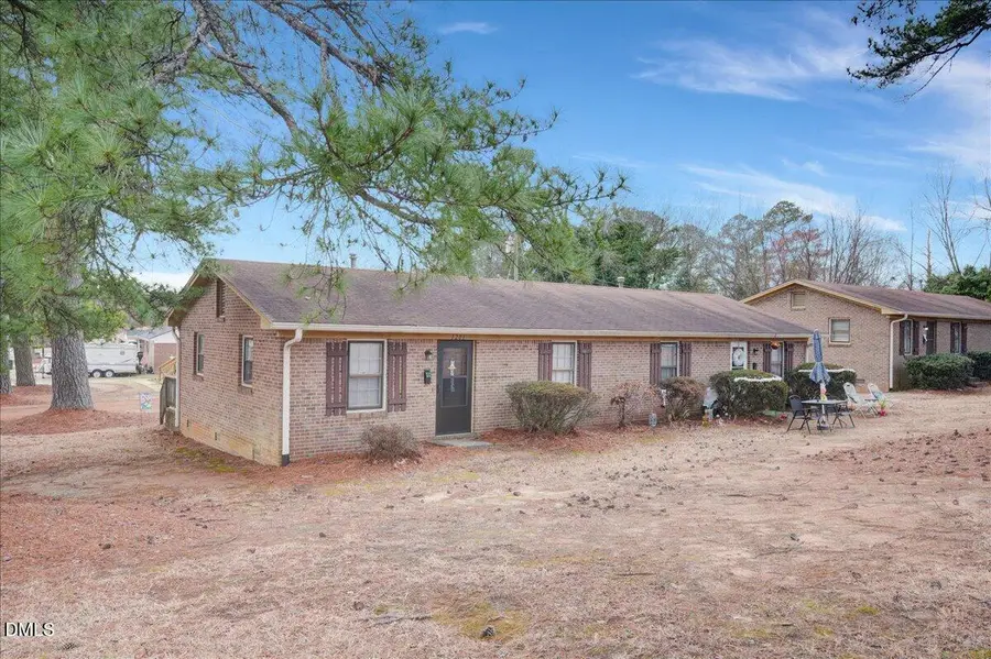 1203 W 10th Street, Roanoke Rapids, NC 27870 - #2