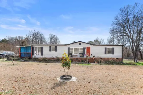 1425 Country Pond Lane, Willow Springs, NC 27592